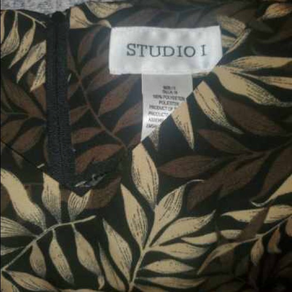 Studio I sleeveless dress - Picture 2 of 3